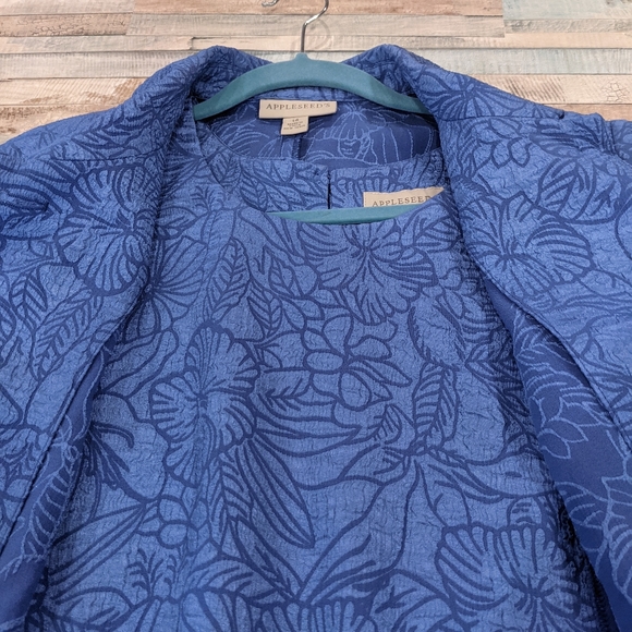 Appleseed purple button top blouse - Picture 3 of 4